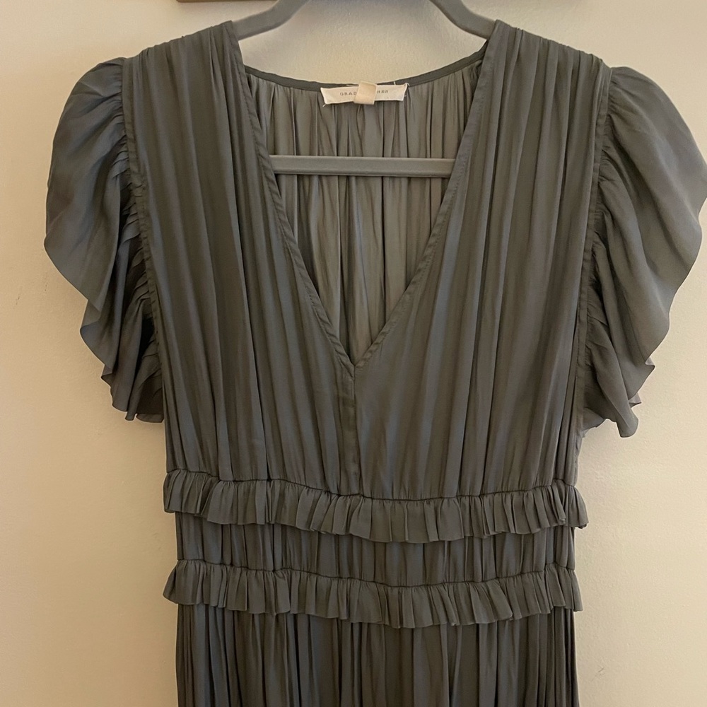 GRADE + GATHER GRAY RUFFLE MIDI DRESS - Picture 2 of 5